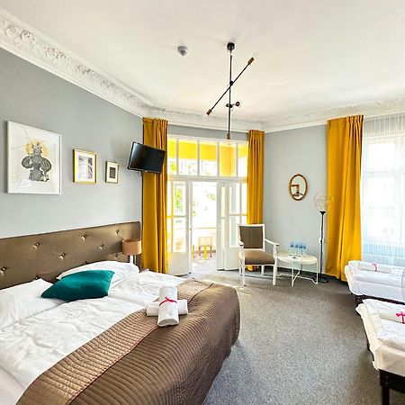 Expolis Residence - City Center Mtp Targi - 24H #Betterthanyourex Poznań Exterior foto
