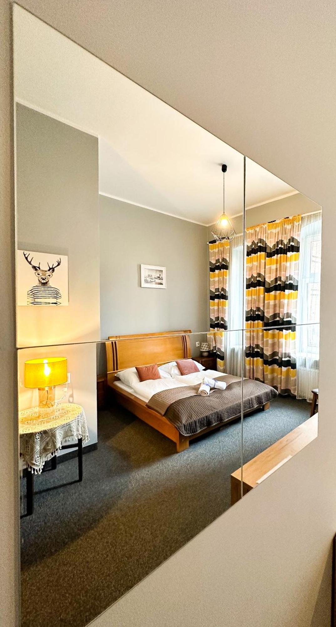 Expolis Residence - City Center Mtp Targi - 24H #Betterthanyourex Poznań Exterior foto