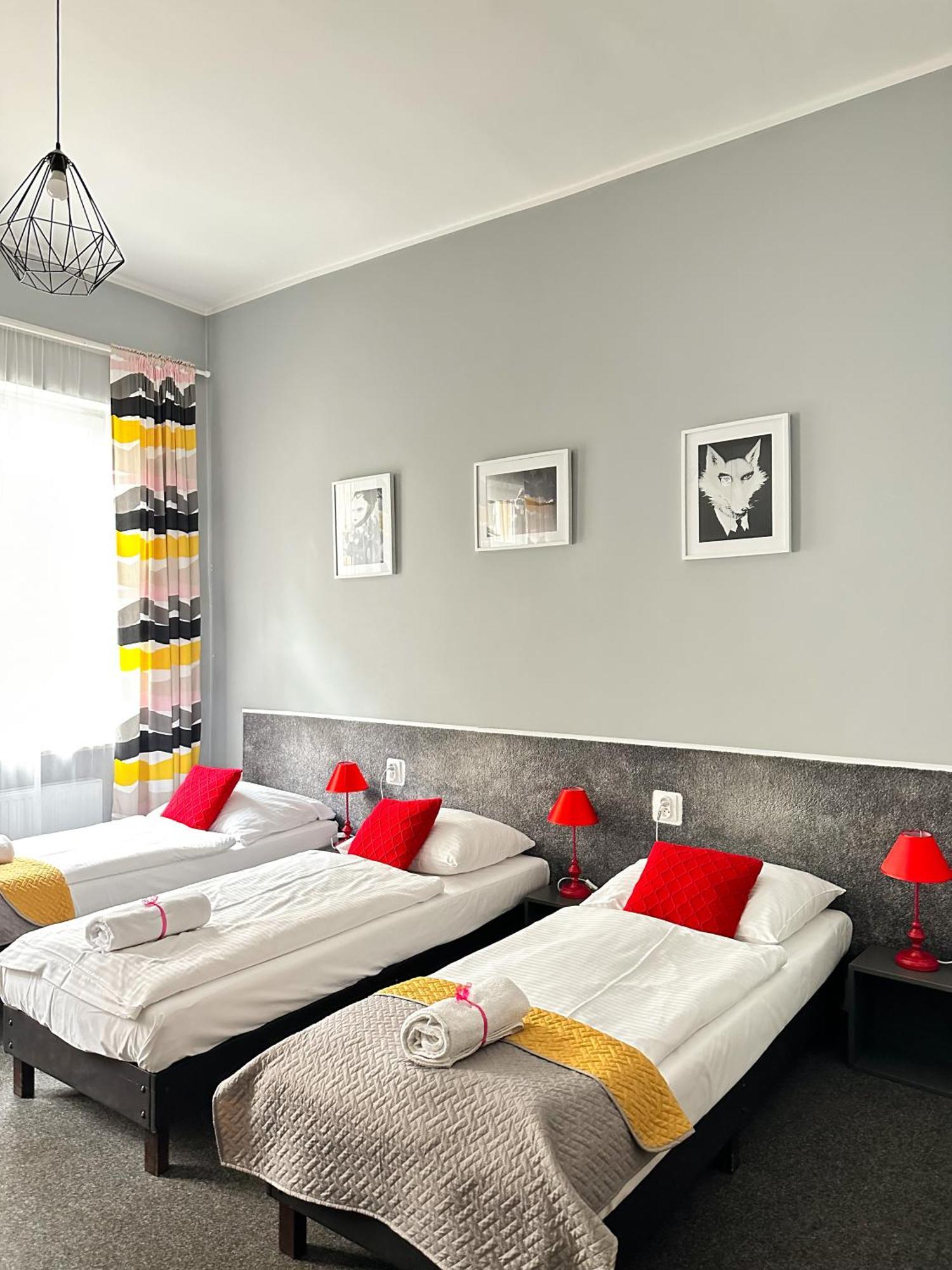 Expolis Residence - City Center Mtp Targi - 24H #Betterthanyourex Poznań Exterior foto