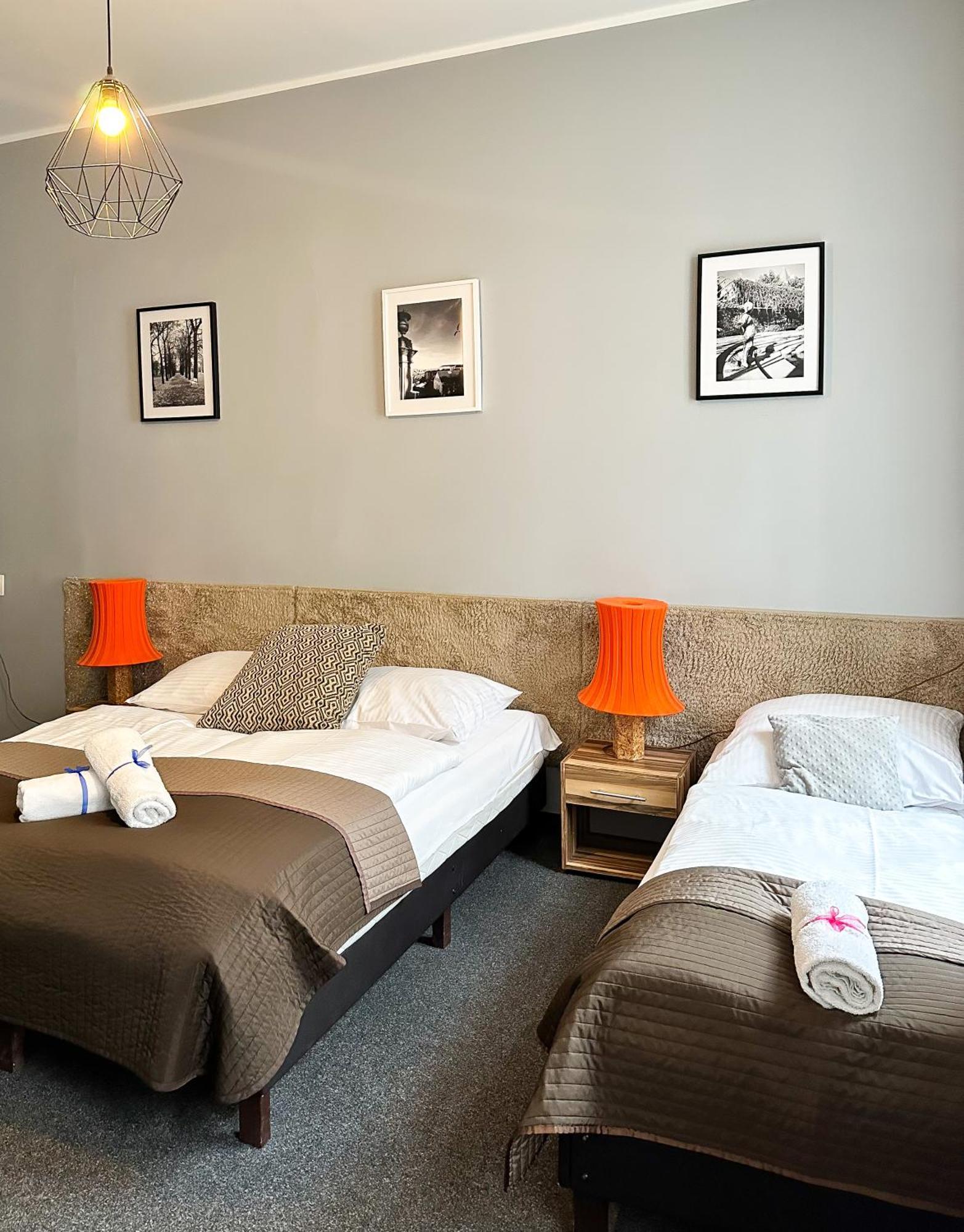 Expolis Residence - City Center Mtp Targi - 24H #Betterthanyourex Poznań Exterior foto
