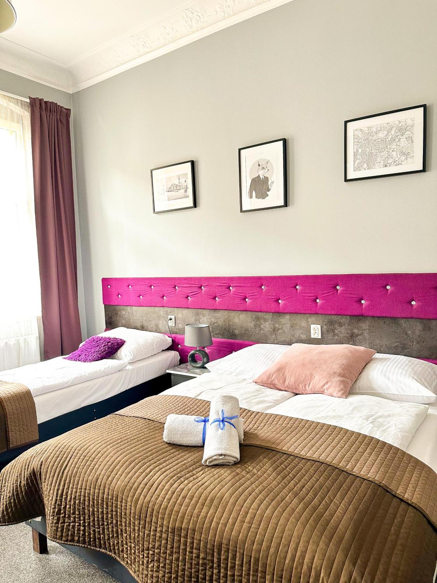 Expolis Residence - City Center Mtp Targi - 24H #Betterthanyourex Poznań Exterior foto
