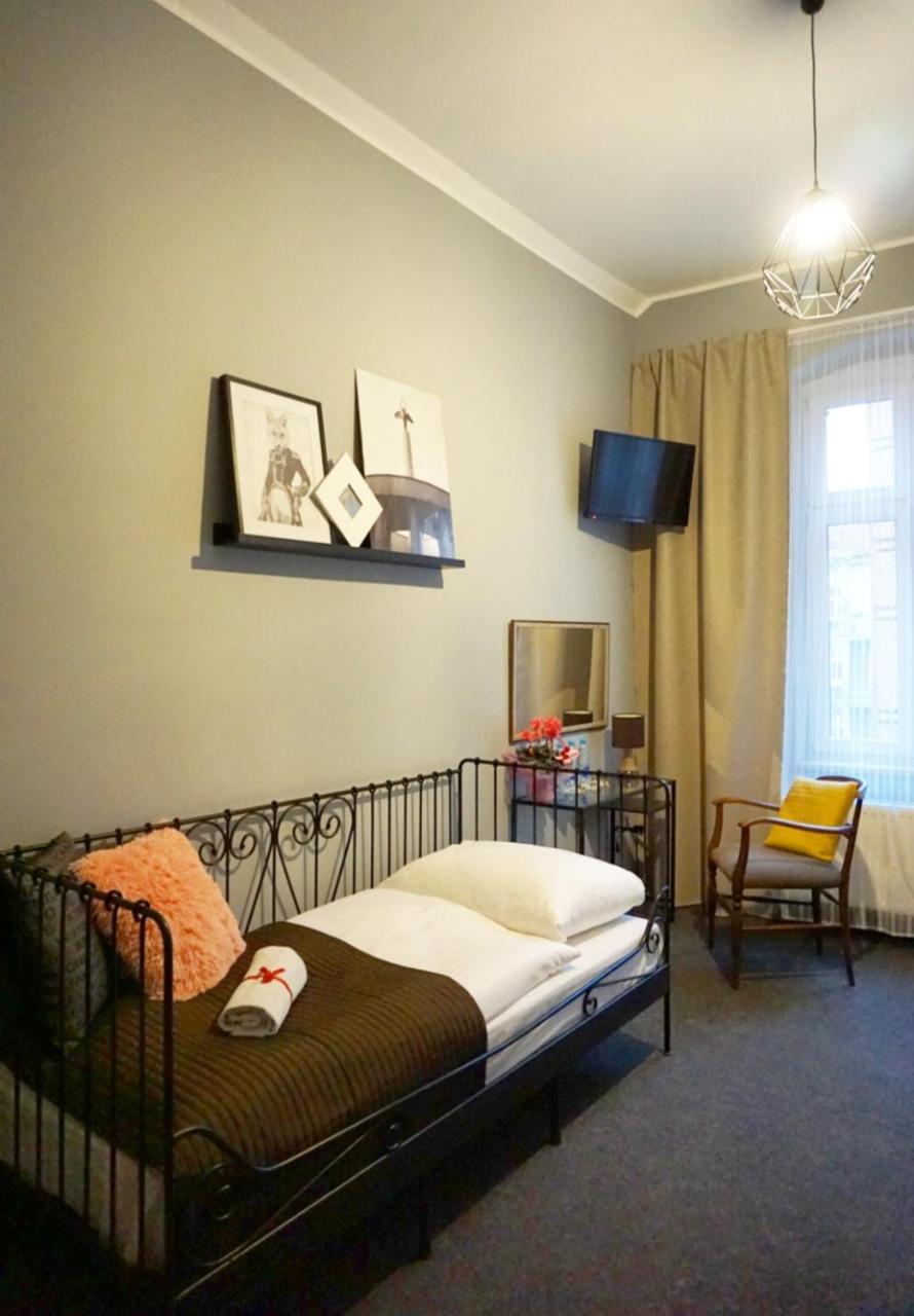 Expolis Residence - City Center Mtp Targi - 24H #Betterthanyourex Poznań Exterior foto
