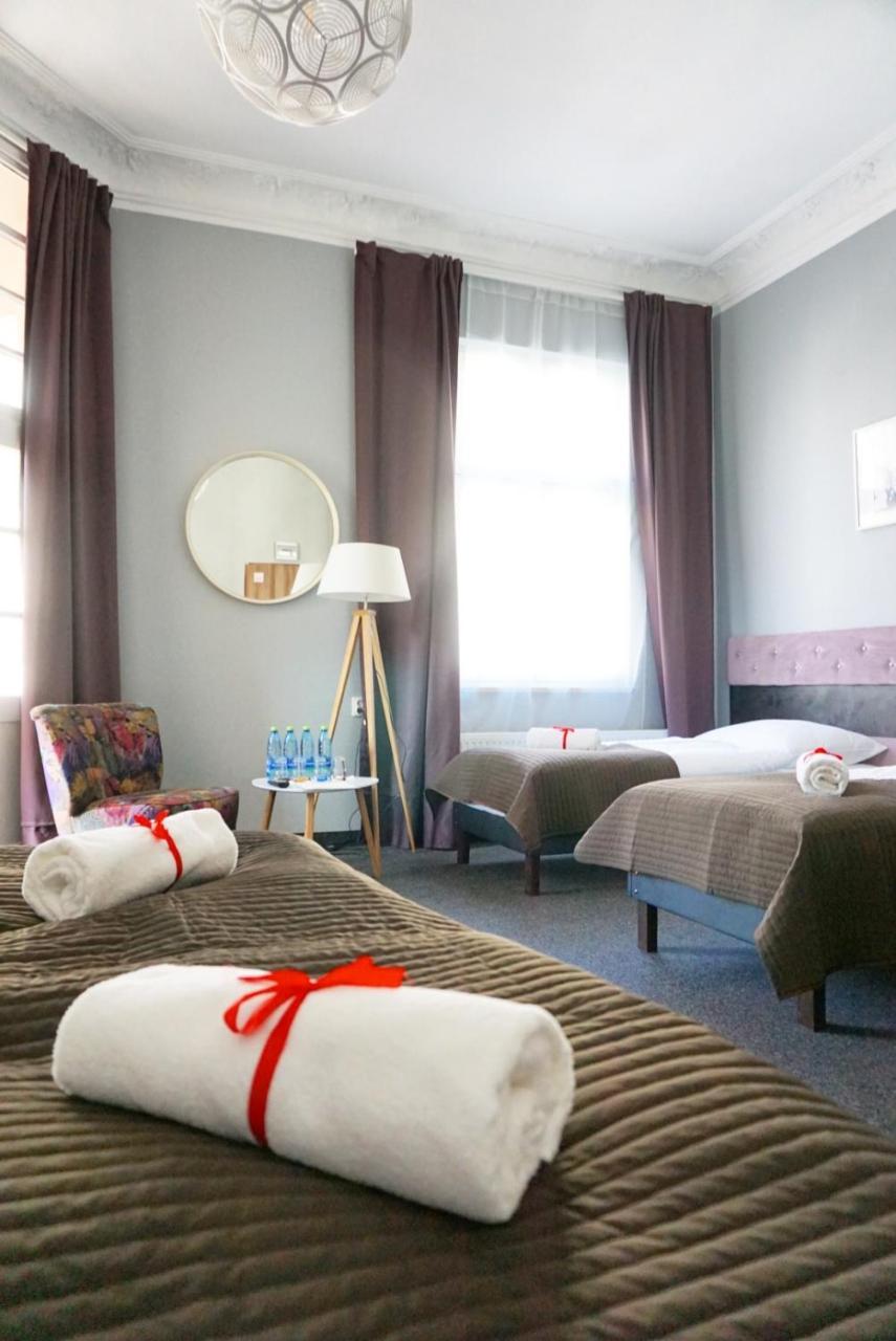 Expolis Residence - City Center Mtp Targi - 24H #Betterthanyourex Poznań Exterior foto